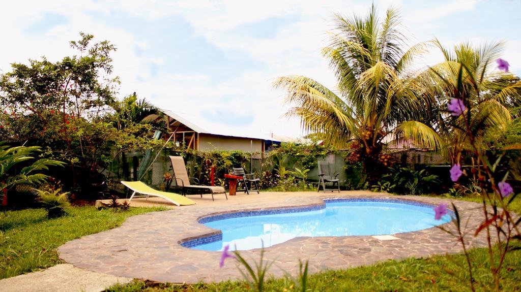 Hakuna Matata Hostel Cahuita Esterno foto