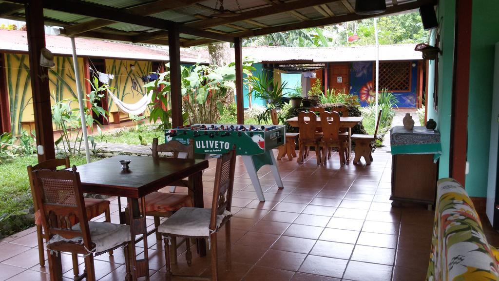 Hakuna Matata Hostel Cahuita Esterno foto