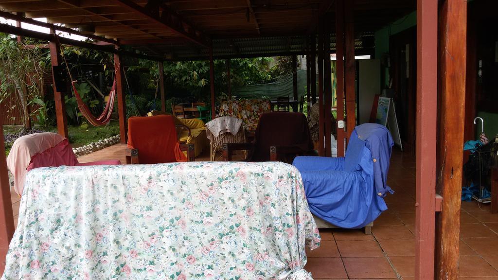 Hakuna Matata Hostel Cahuita Esterno foto