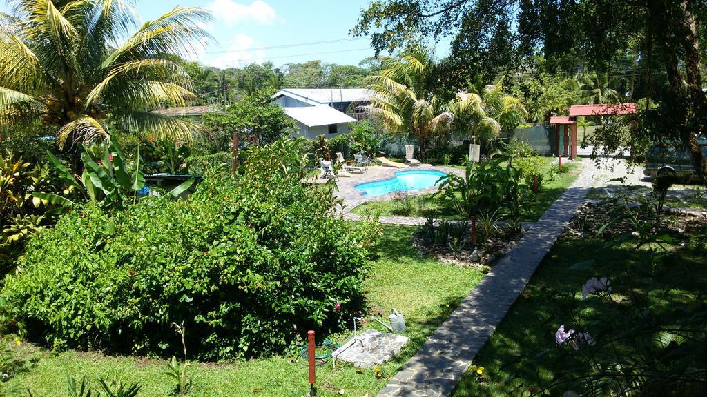 Hakuna Matata Hostel Cahuita Esterno foto