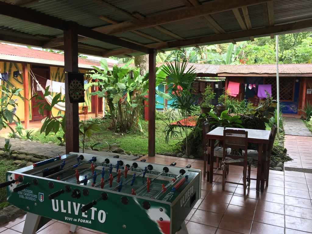 Hakuna Matata Hostel Cahuita Esterno foto